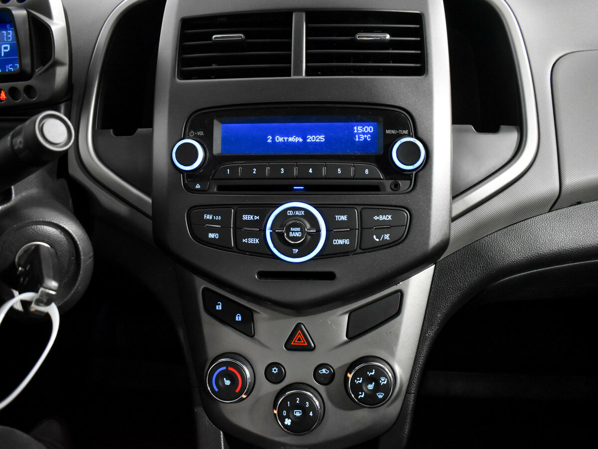 Chevrolet Aveo II, 2014 - Фото №14