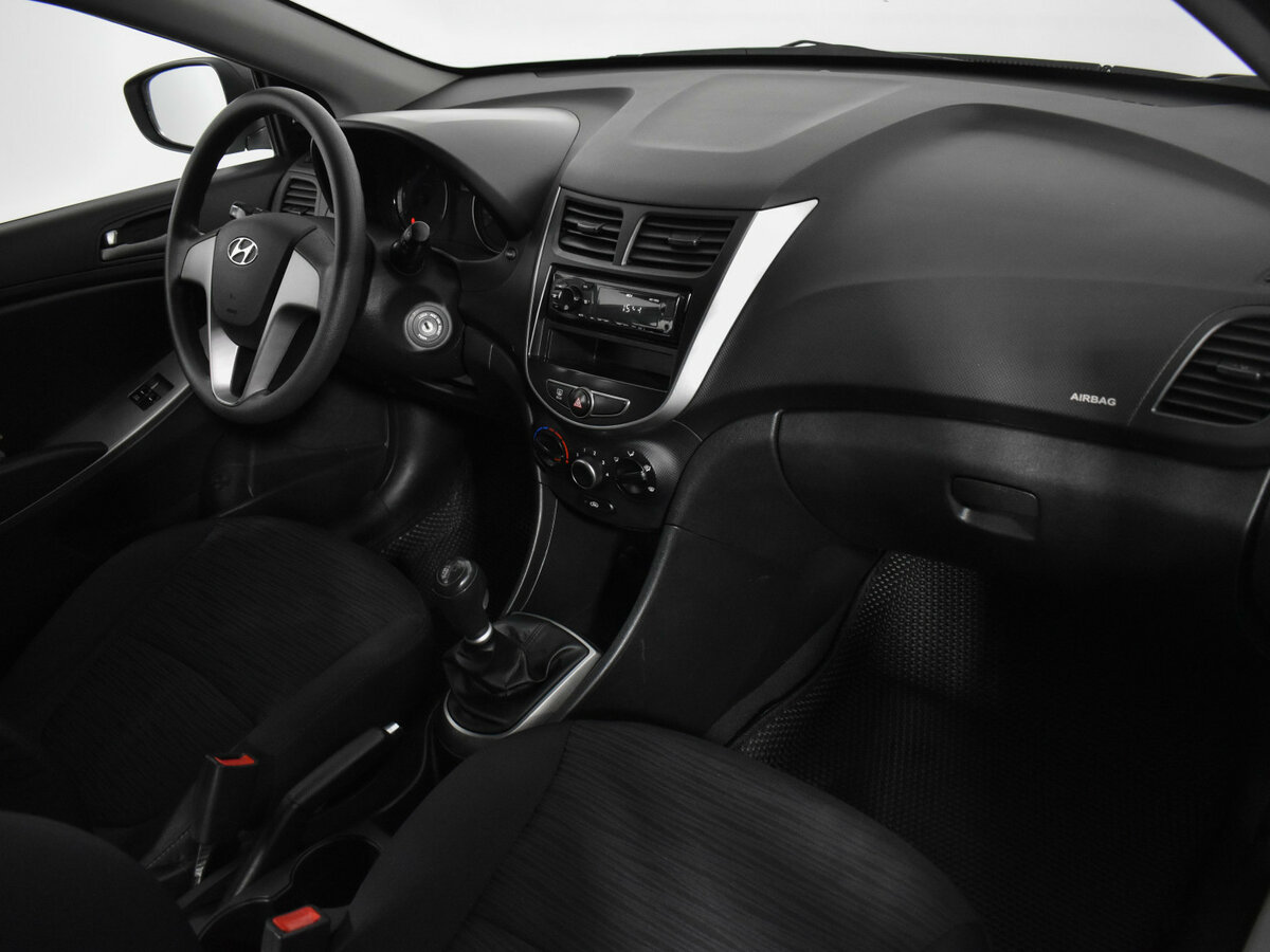 Hyundai Solaris I Рестайлинг, 2016 - Фото №10