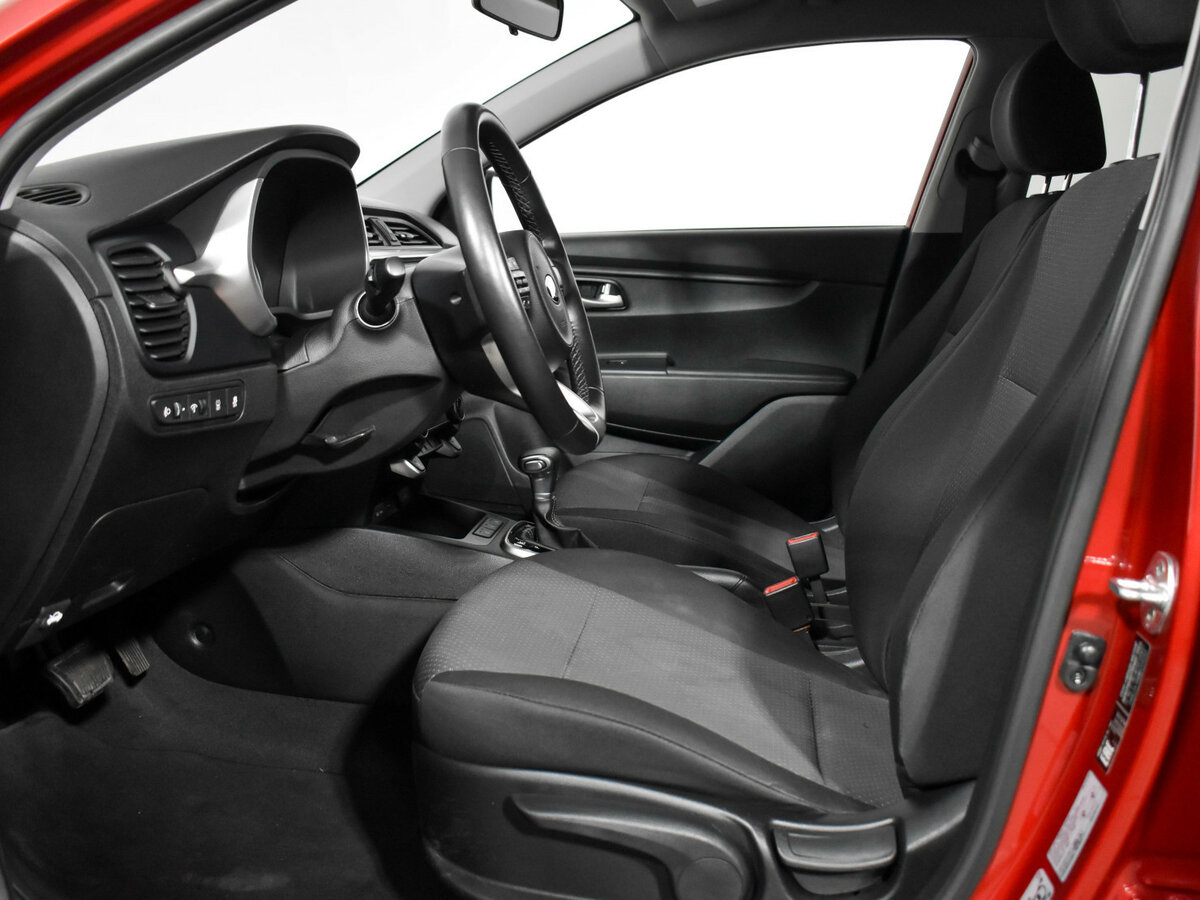 Kia Rio IV Рестайлинг, 2021 - Фото №9