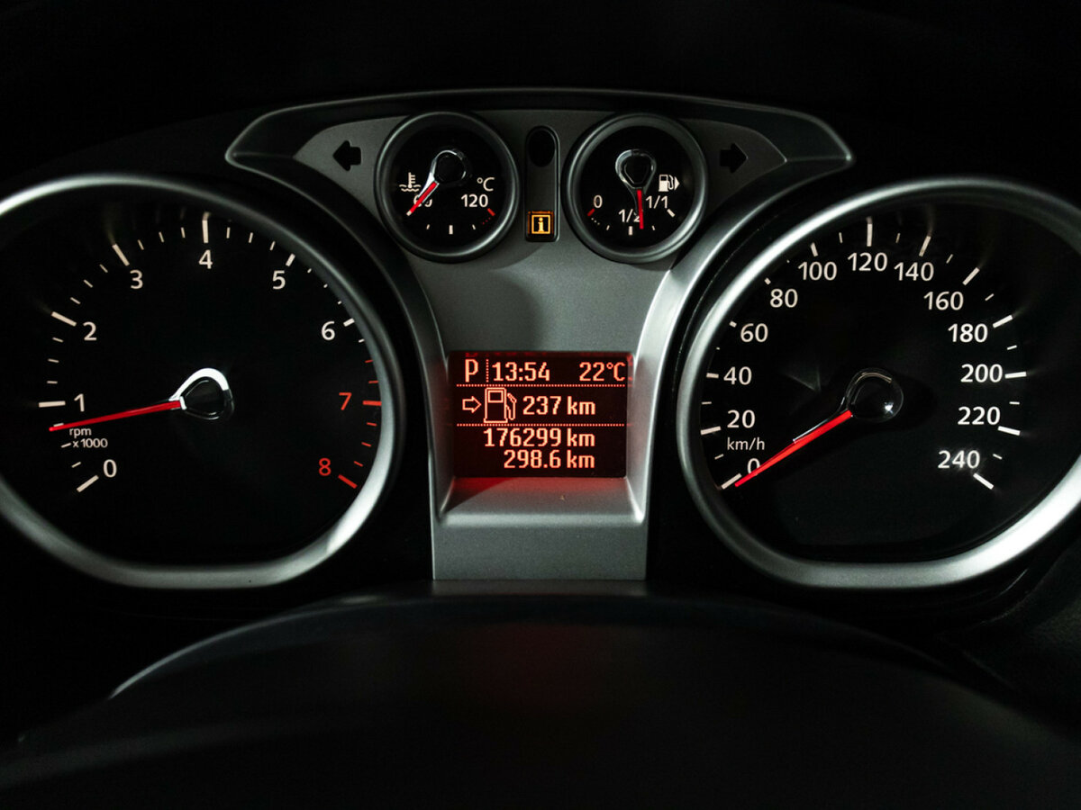 Ford Kuga I, 2012 - Фото №11