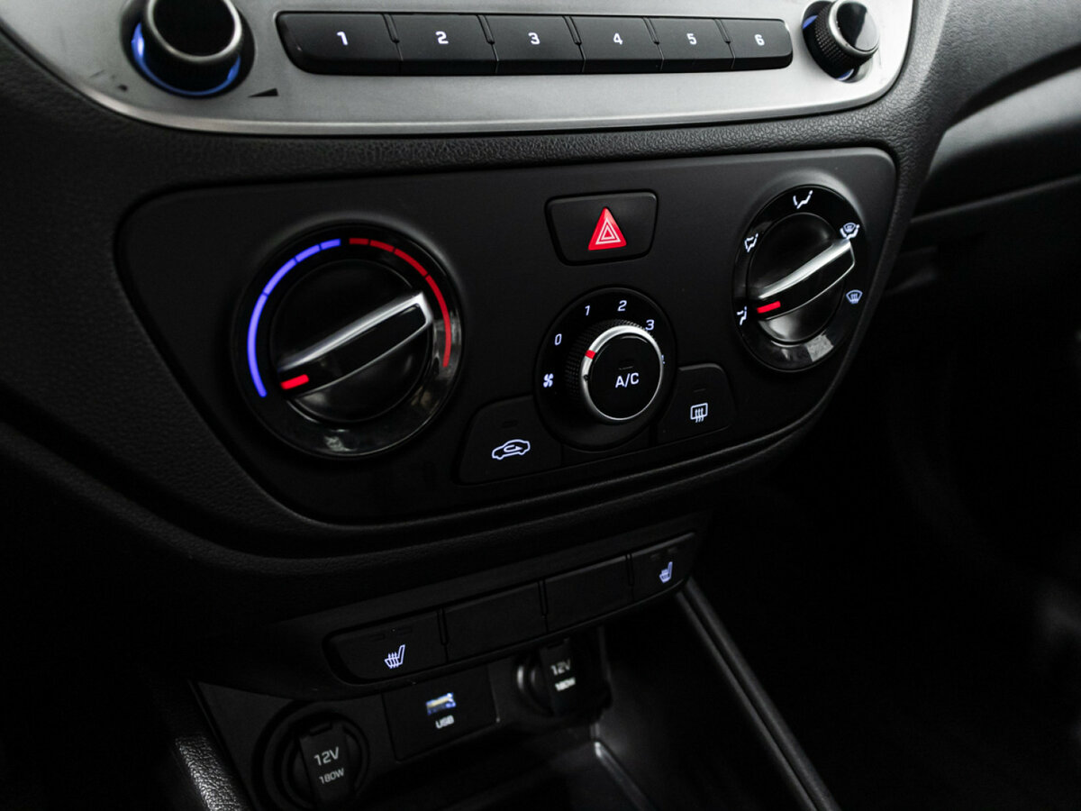 Hyundai Solaris II Рестайлинг, 2020 - Фото №13