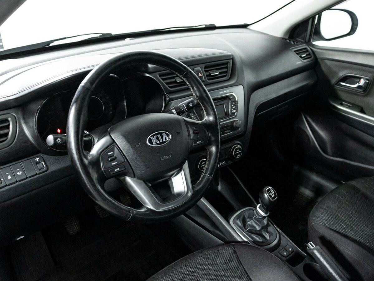 Kia Rio 5-speed III, 2013 - Фото №10