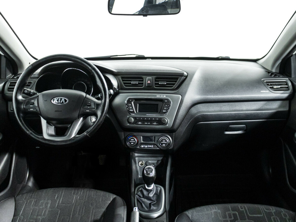 Kia Rio 5-speed III, 2013 - Фото №12