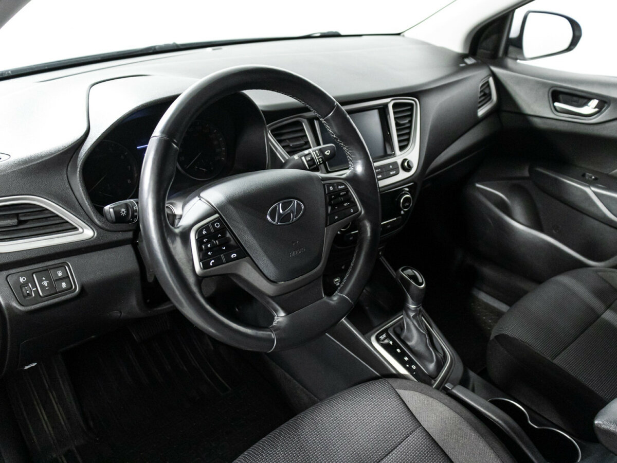 Hyundai Solaris II, 2019 - Фото №10