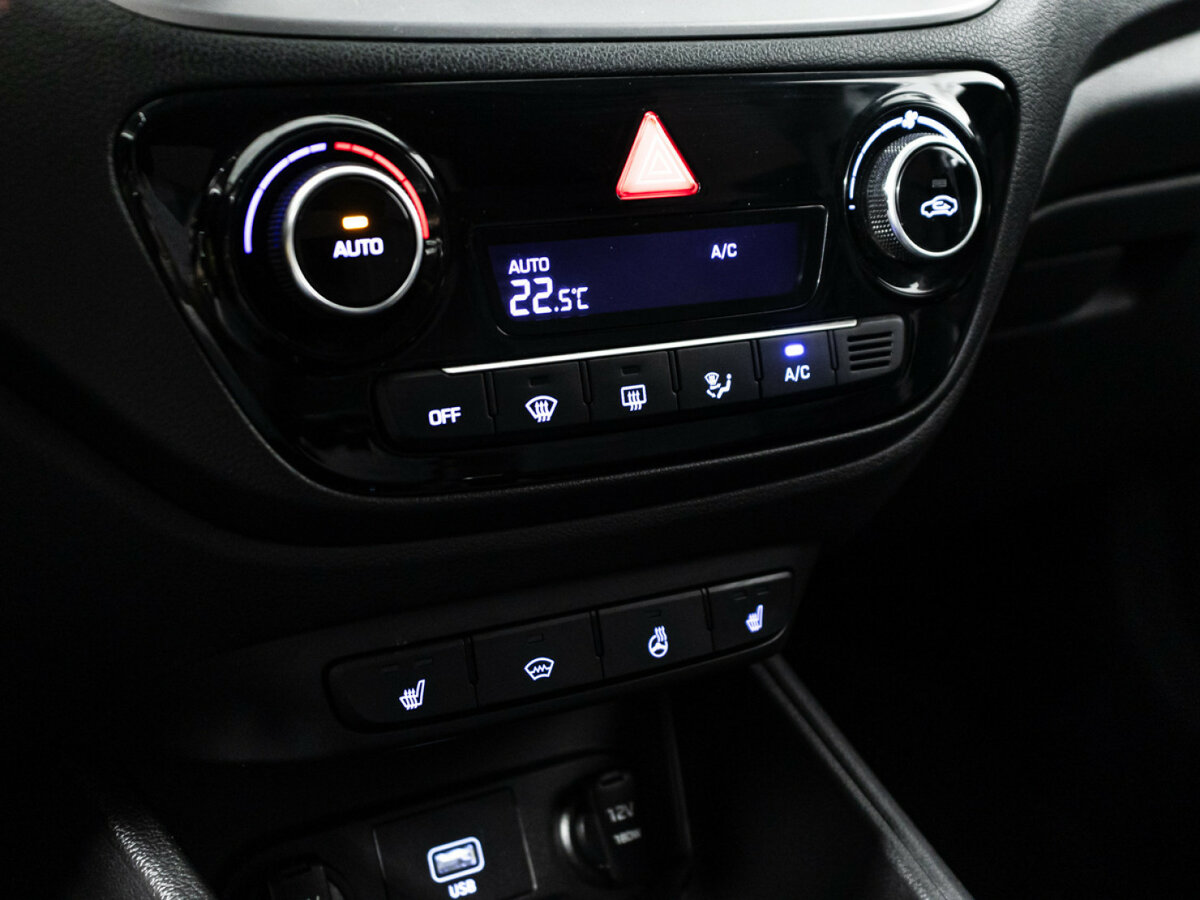 Hyundai Solaris II, 2019 - Фото №15