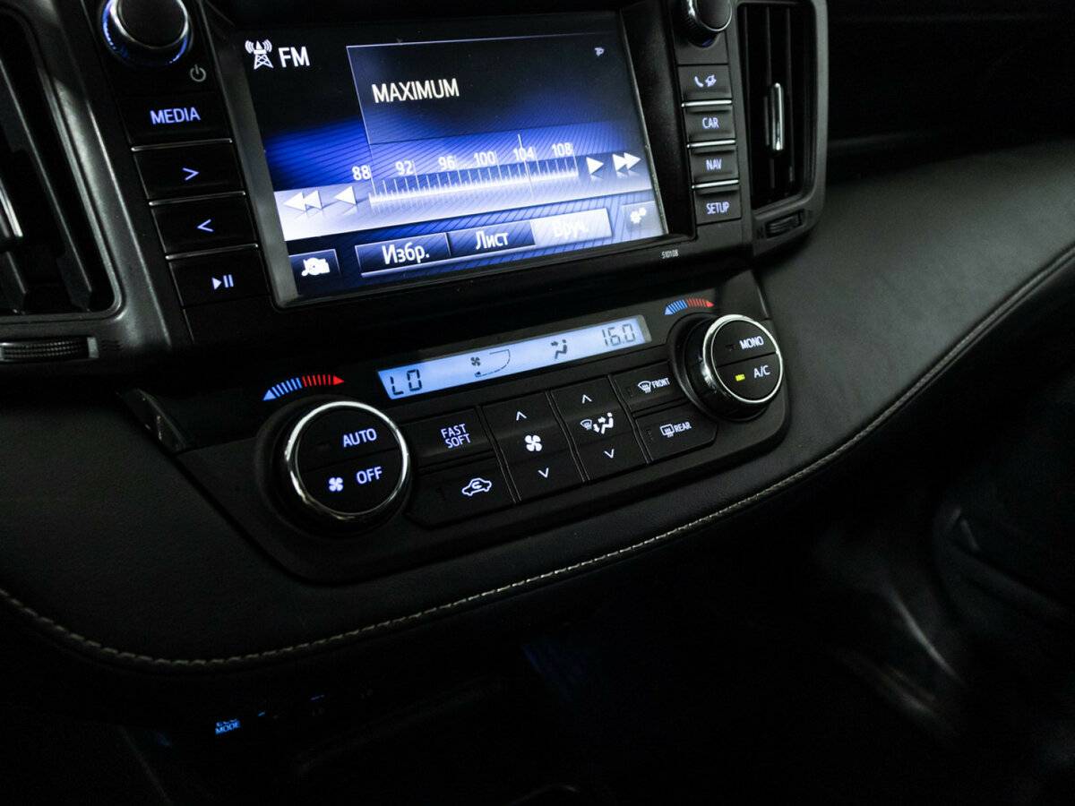 Toyota RAV4 IV (XA40) Рестайлинг, 2017 - Фото №14