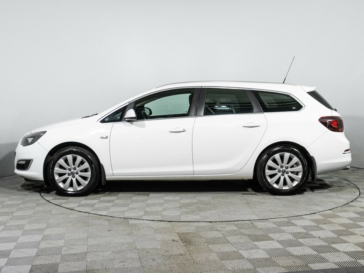 Opel Astra J Рестайлинг, 2014 - Фото №7