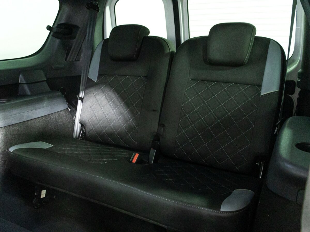 Lada (ВАЗ) Largus Cross I Рестайлинг, 2021 - Фото №15