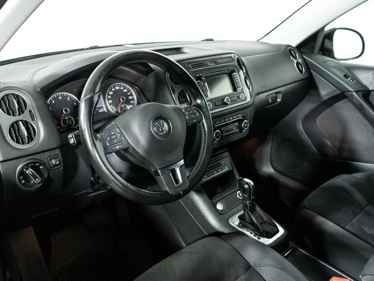 Volkswagen Tiguan I Рестайлинг, 2012 - Фото №10