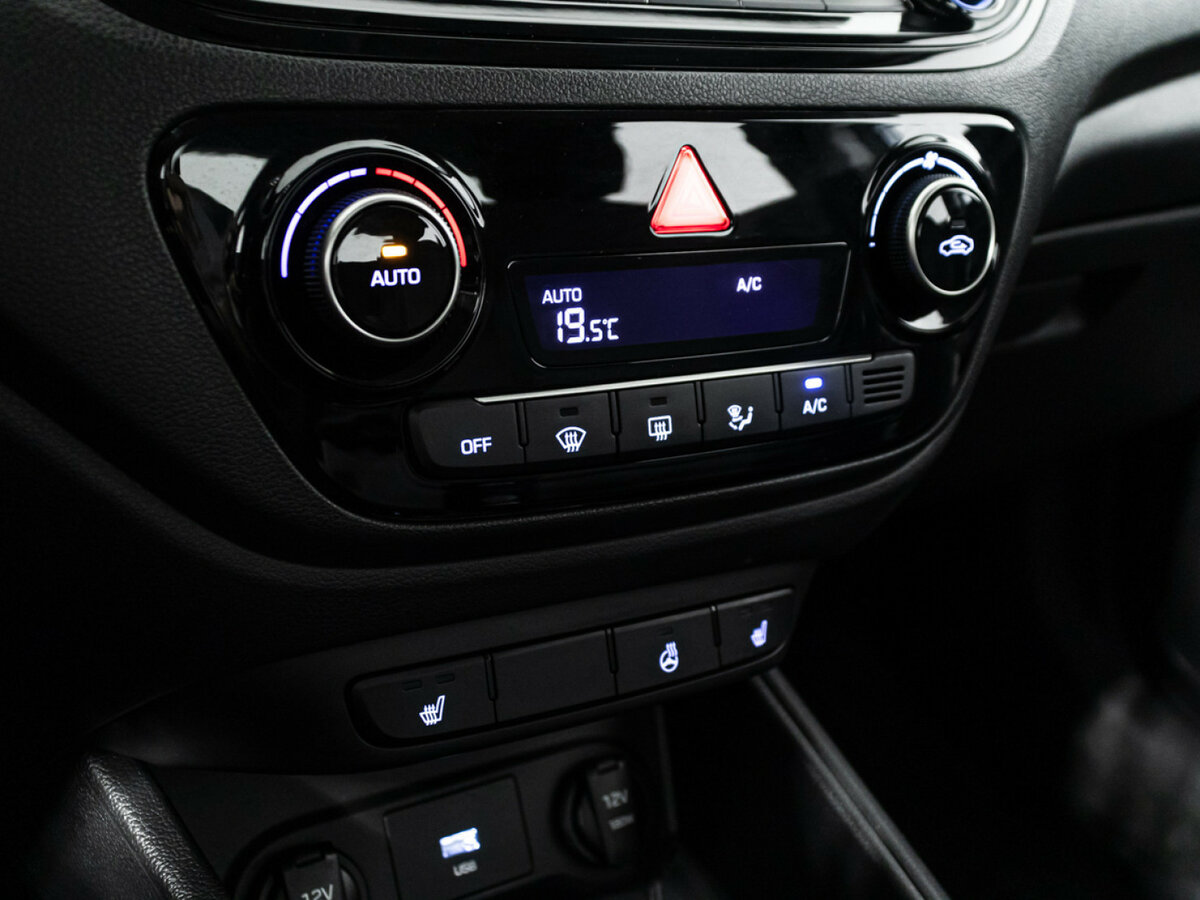 Hyundai Solaris II Рестайлинг, 2020 - Фото №13