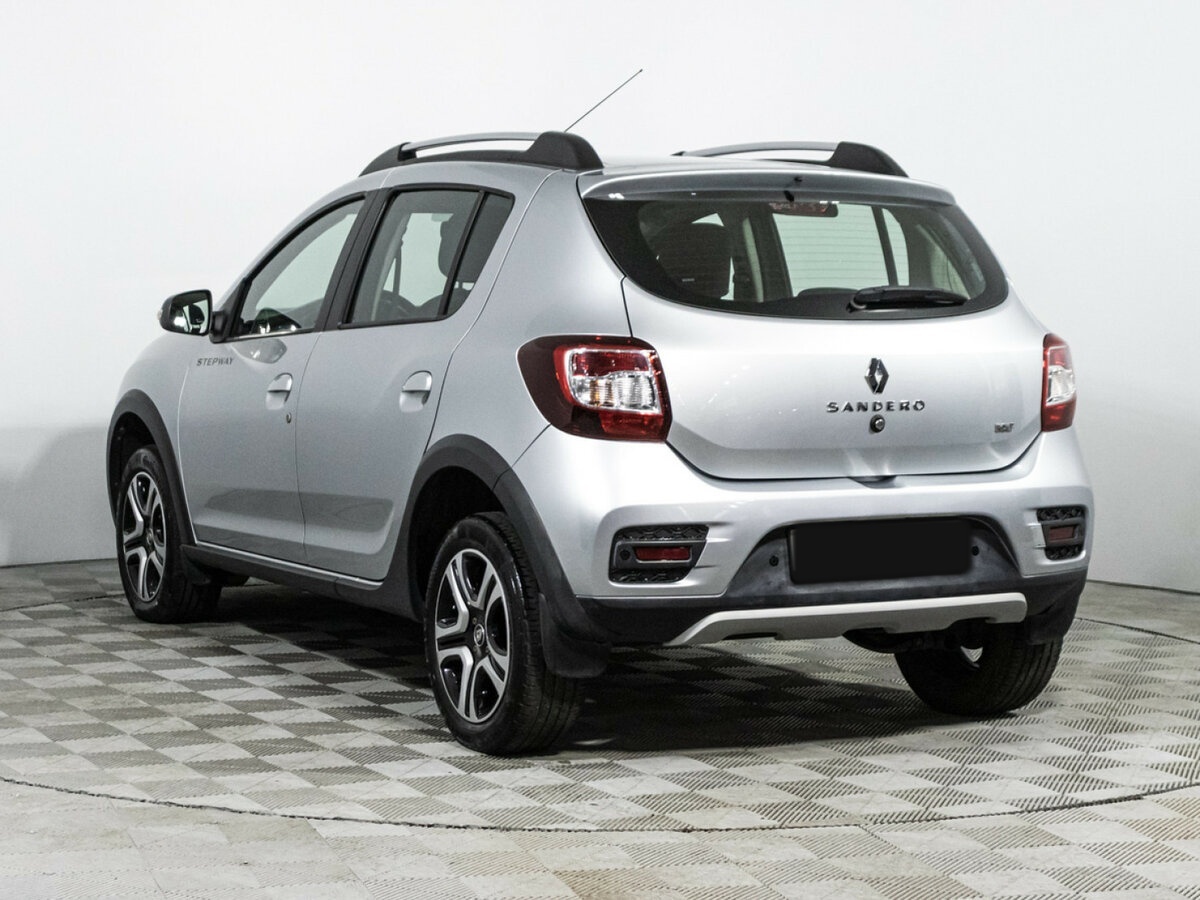 Renault Sandero Stepway II Рестайлинг, 2022 - Фото №6