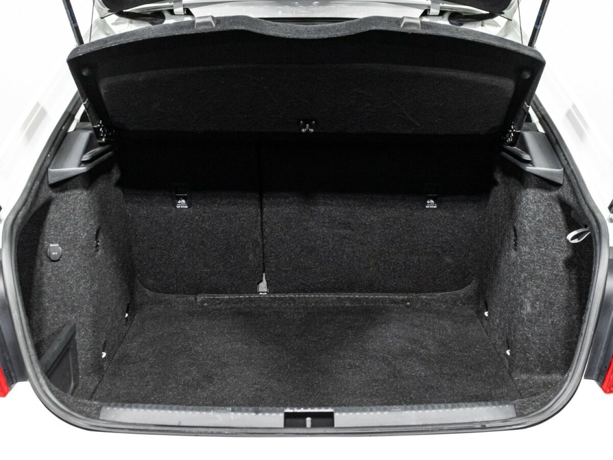 Skoda Octavia III (A7) Рестайлинг, 2019 - Фото №16