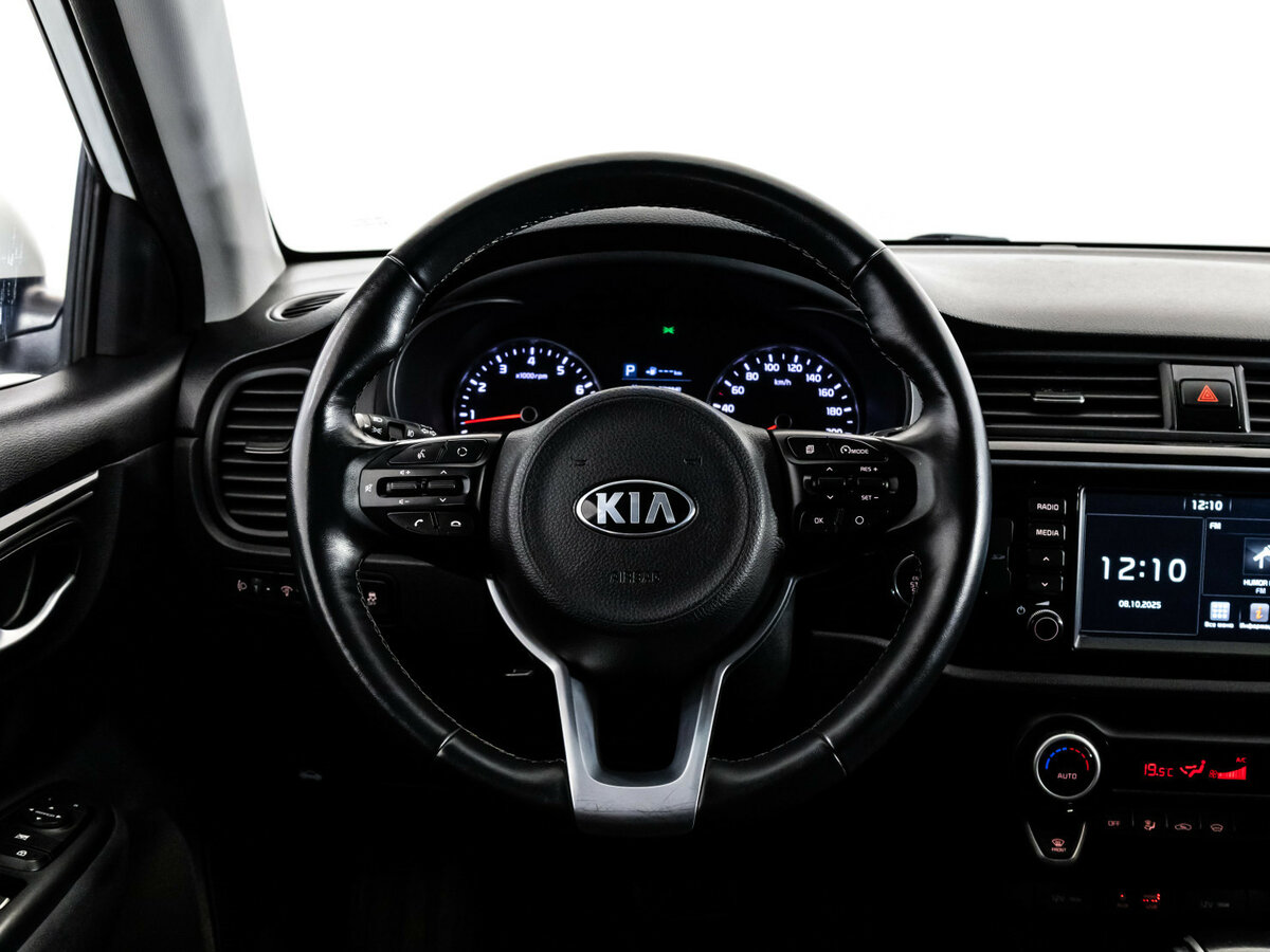 Kia Rio X-Line IV, 2020 - Фото №8
