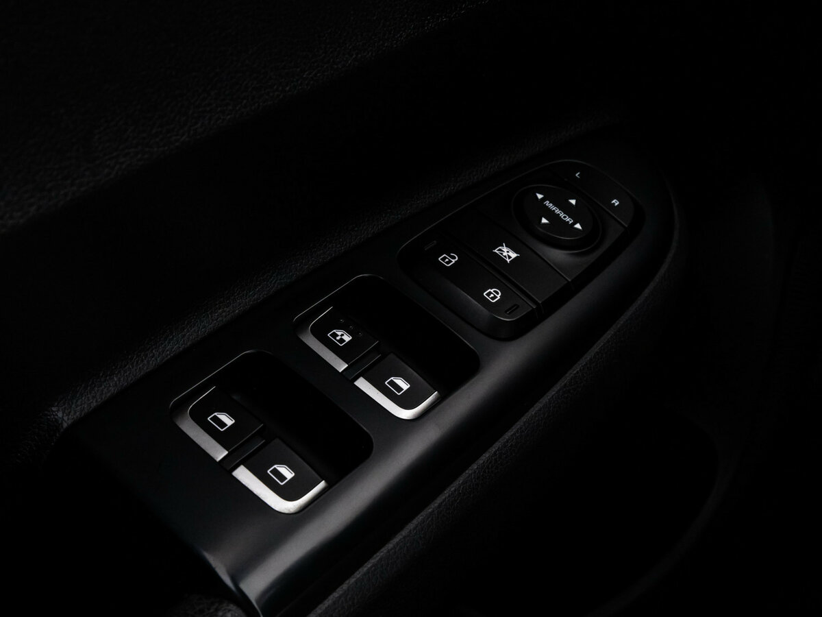 Kia Rio X-Line IV, 2020 - Фото №15