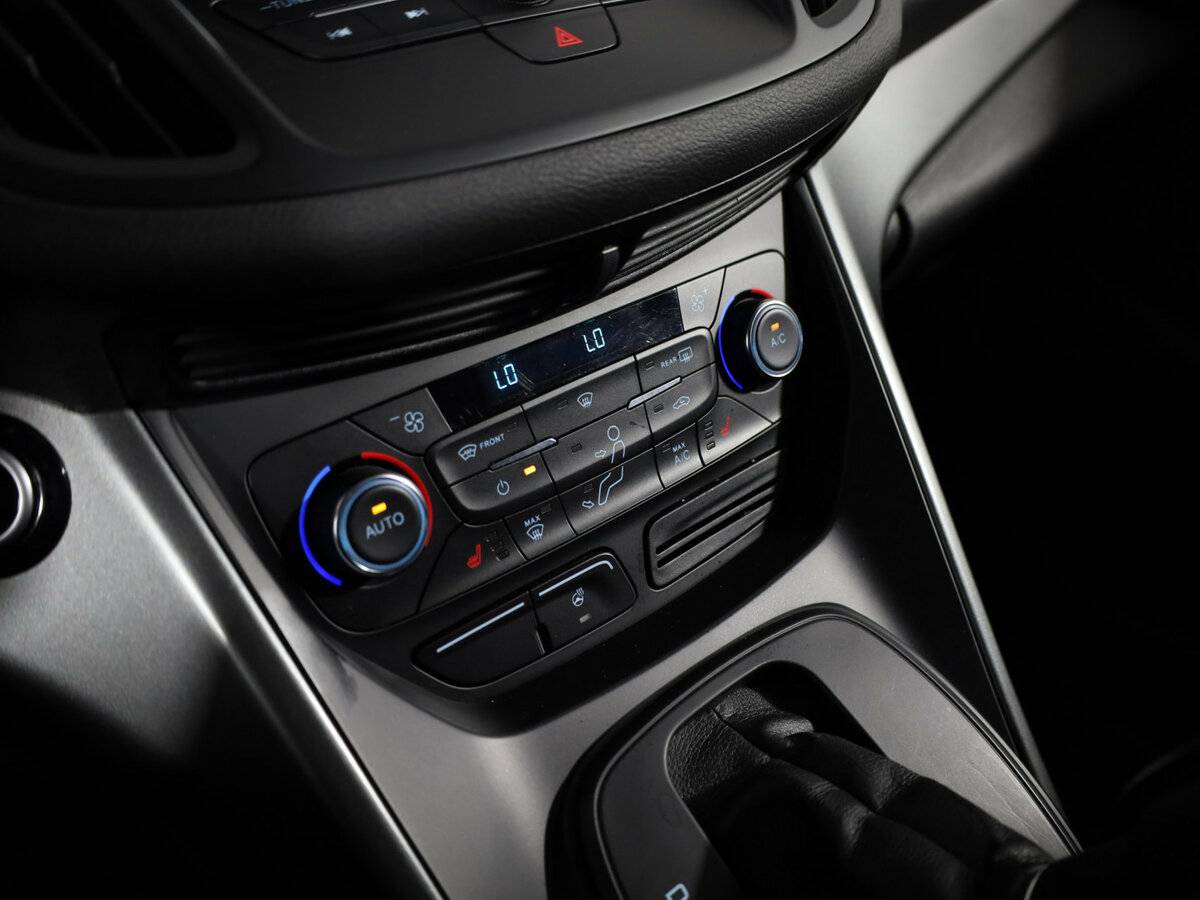 Ford Kuga II Рестайлинг, 2018 - Фото №20