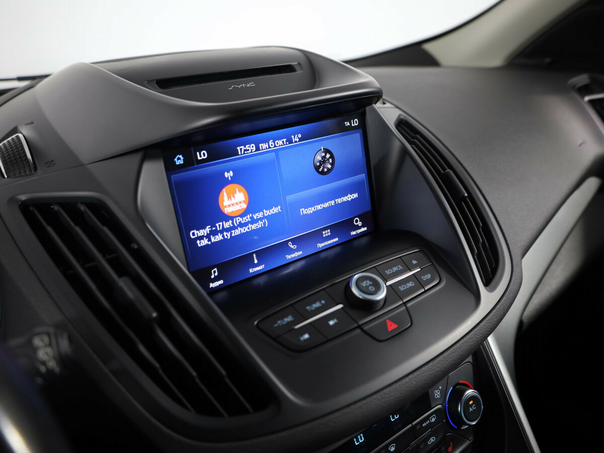 Ford Kuga II Рестайлинг, 2018 - Фото №22