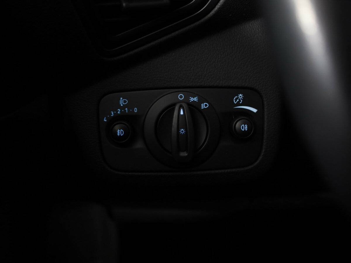 Ford Kuga II Рестайлинг, 2018 - Фото №23