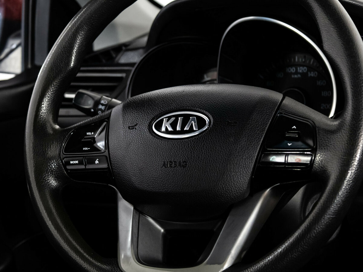 Kia Rio 5-speed III, 2012 - Фото №8
