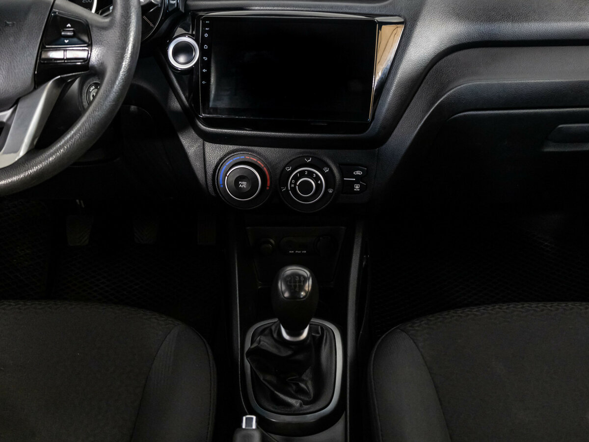 Kia Rio 5-speed III, 2012 - Фото №10