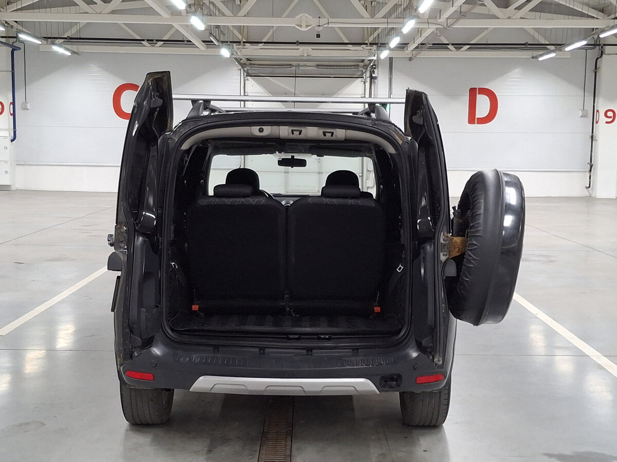 Lada (ВАЗ) Largus Cross I, 2020 - Фото №8