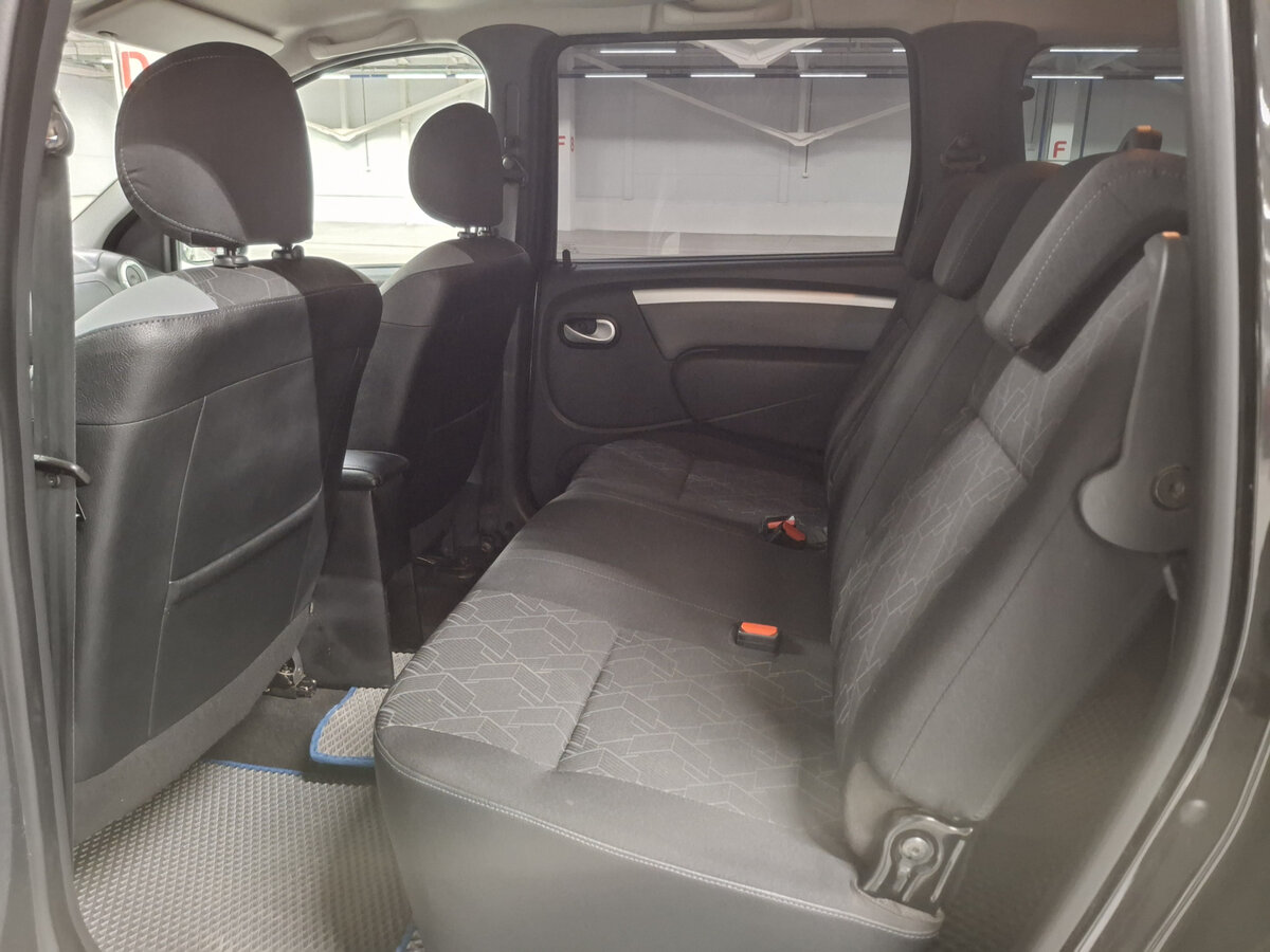 Lada (ВАЗ) Largus Cross I, 2020 - Фото №10