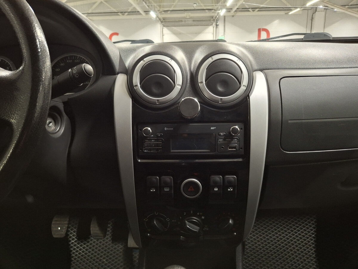 Lada (ВАЗ) Largus Cross I, 2020 - Фото №13