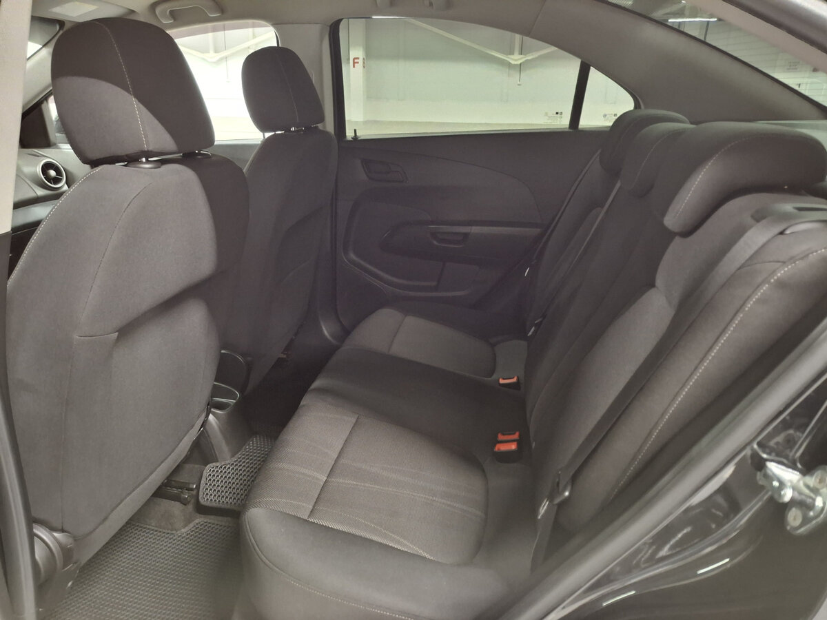 Chevrolet Aveo II, 2012 - Фото №11