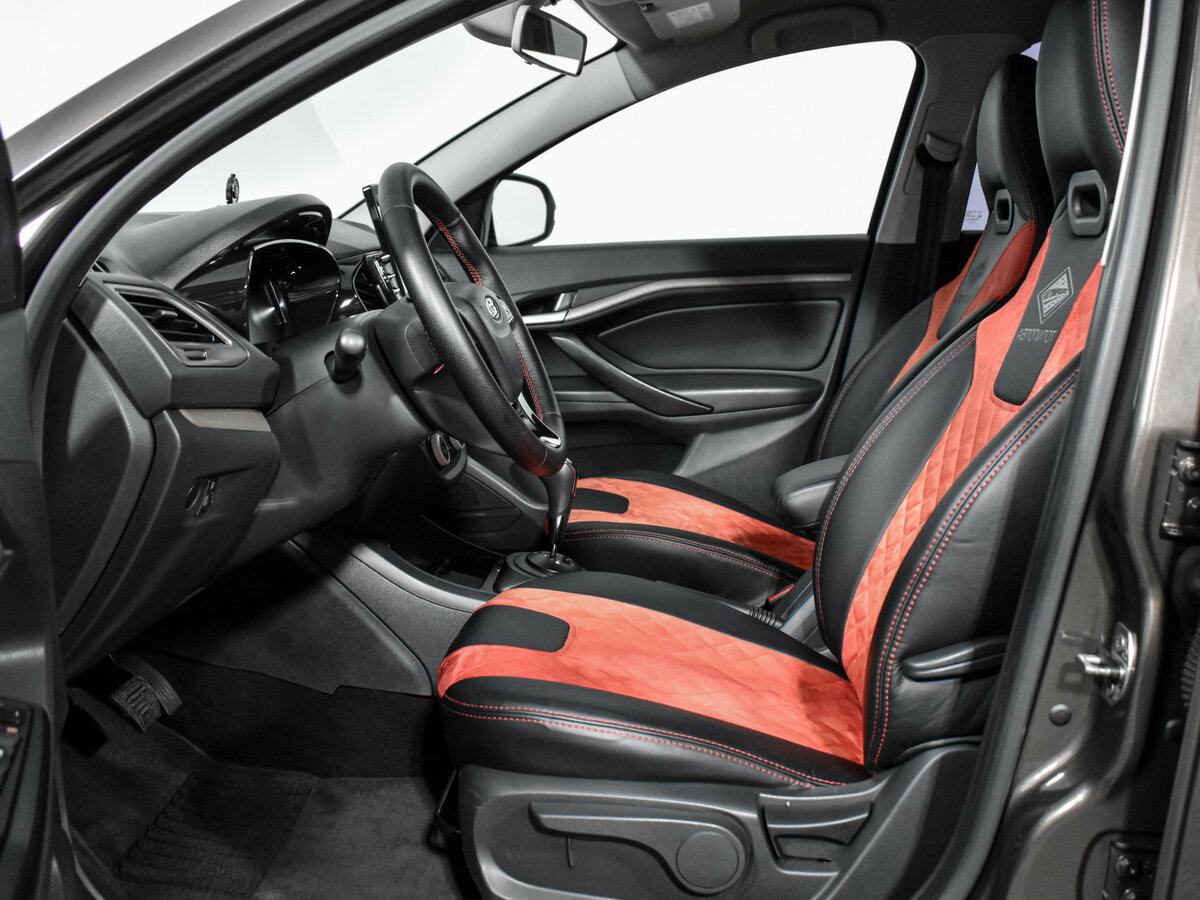 Lada (ВАЗ) Vesta SW I, 2018 - Фото №9