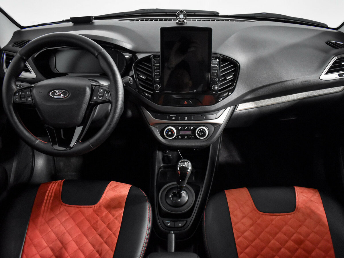 Lada (ВАЗ) Vesta SW I, 2018 - Фото №11