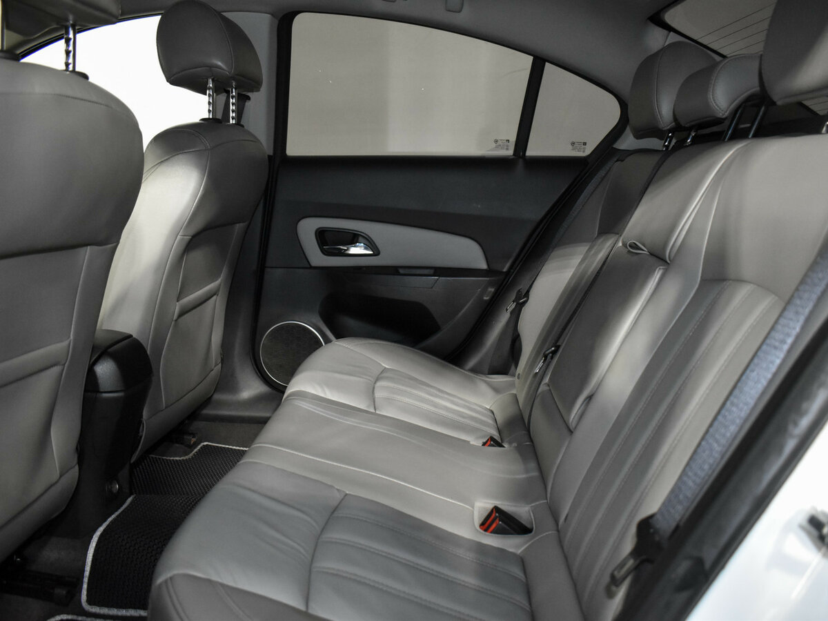 Chevrolet Cruze I Рестайлинг, 2013 - Фото №8