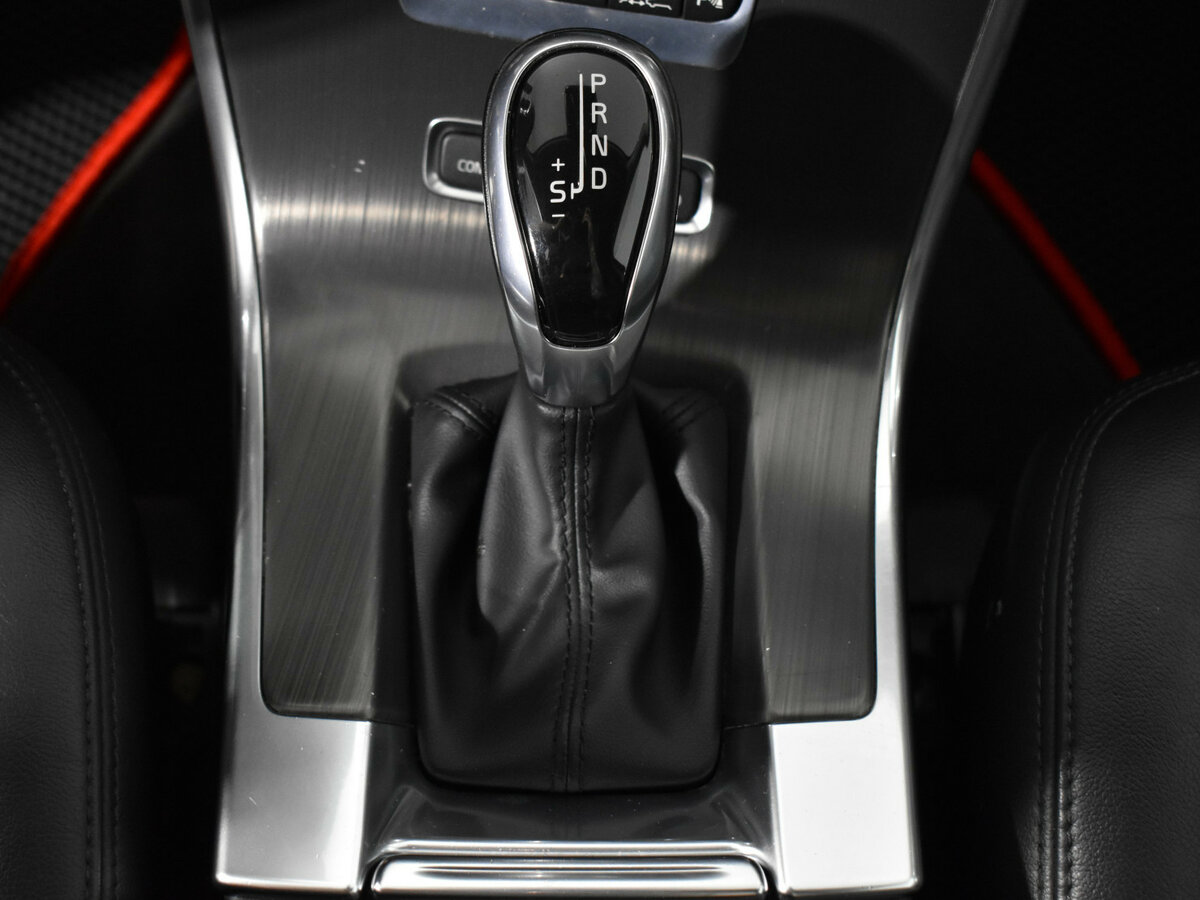 Volvo XC60 I Рестайлинг, 2015 - Фото №8