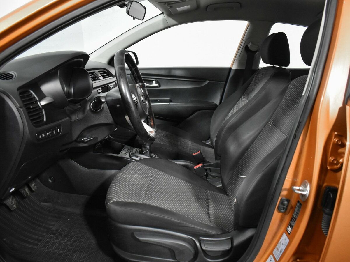 Kia Rio IV, 2017 - Фото №9