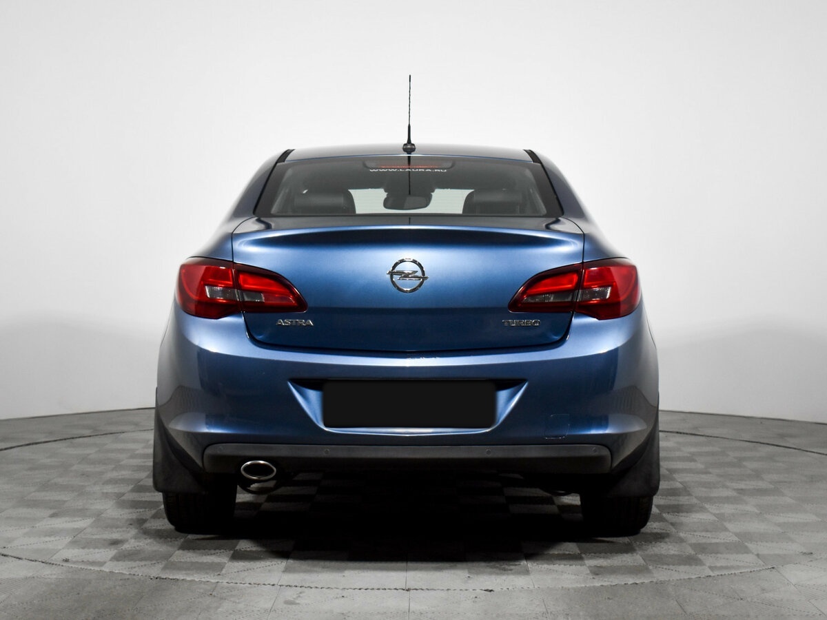 Opel Astra J Рестайлинг, 2013 - Фото №4