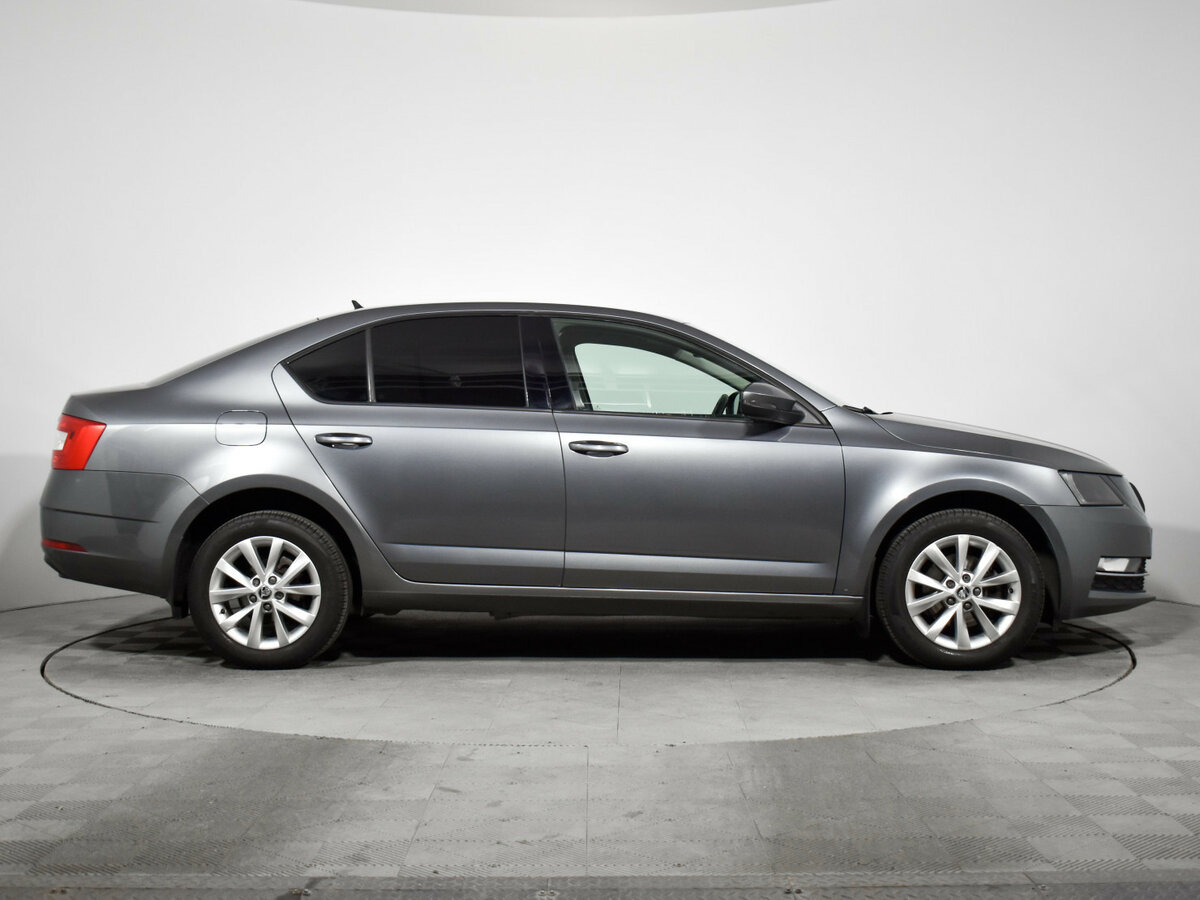 Skoda Octavia III (A7) Рестайлинг, 2017 - Фото №3