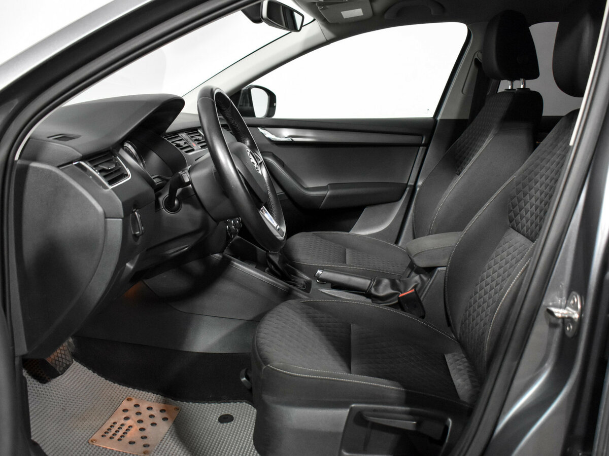 Skoda Octavia III (A7) Рестайлинг, 2017 - Фото №9