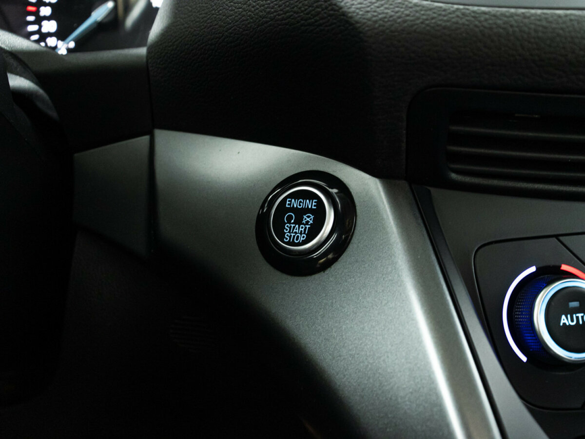 Ford Kuga II Рестайлинг, 2017 - Фото №16