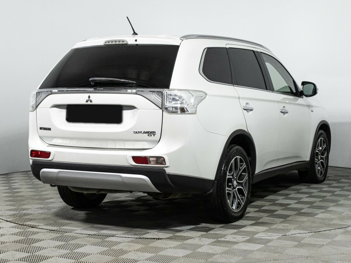Mitsubishi Outlander III Рестайлинг, 2014 - Фото №4