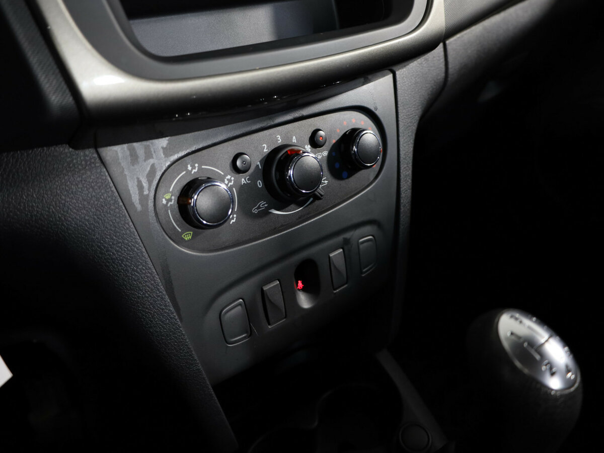 Renault Logan II, 2015 - Фото №16