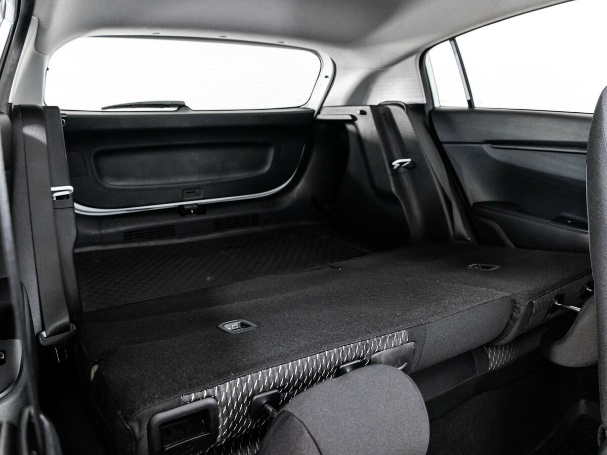 Kia Rio X-Line IV, 2018 - Фото №15