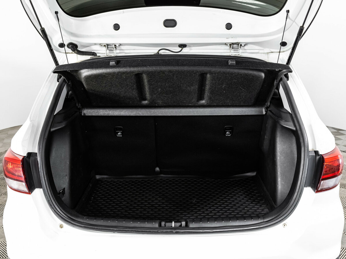 Kia Rio X-Line IV, 2018 - Фото №16