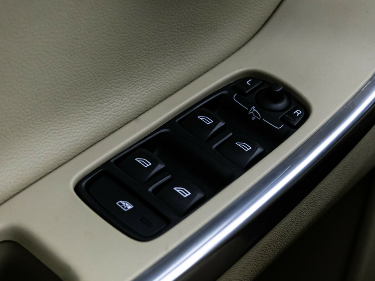 Volvo XC60 I Рестайлинг, 2014 - Фото №12