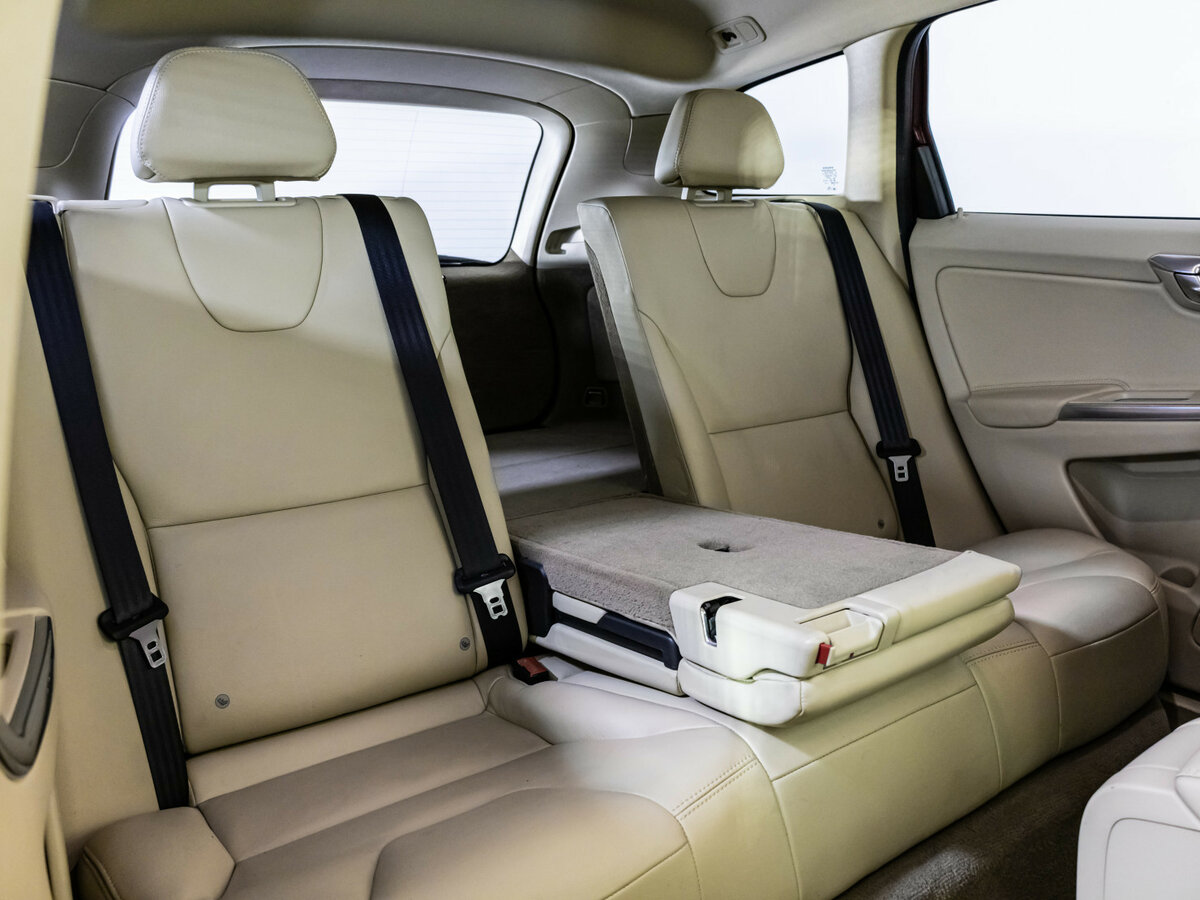 Volvo XC60 I Рестайлинг, 2014 - Фото №16