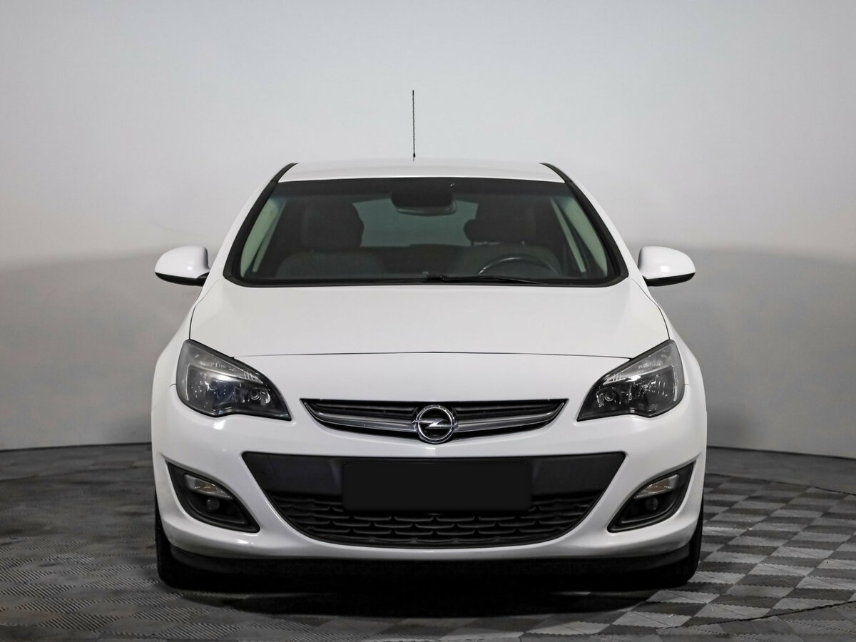 Opel Astra J Рестайлинг, 2014 - Фото №1