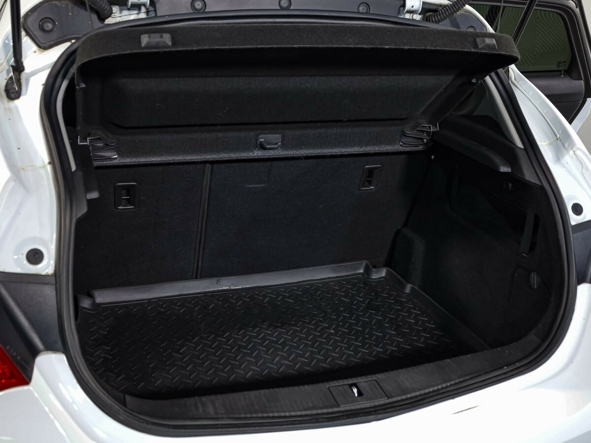 Opel Astra J Рестайлинг, 2014 - Фото №21