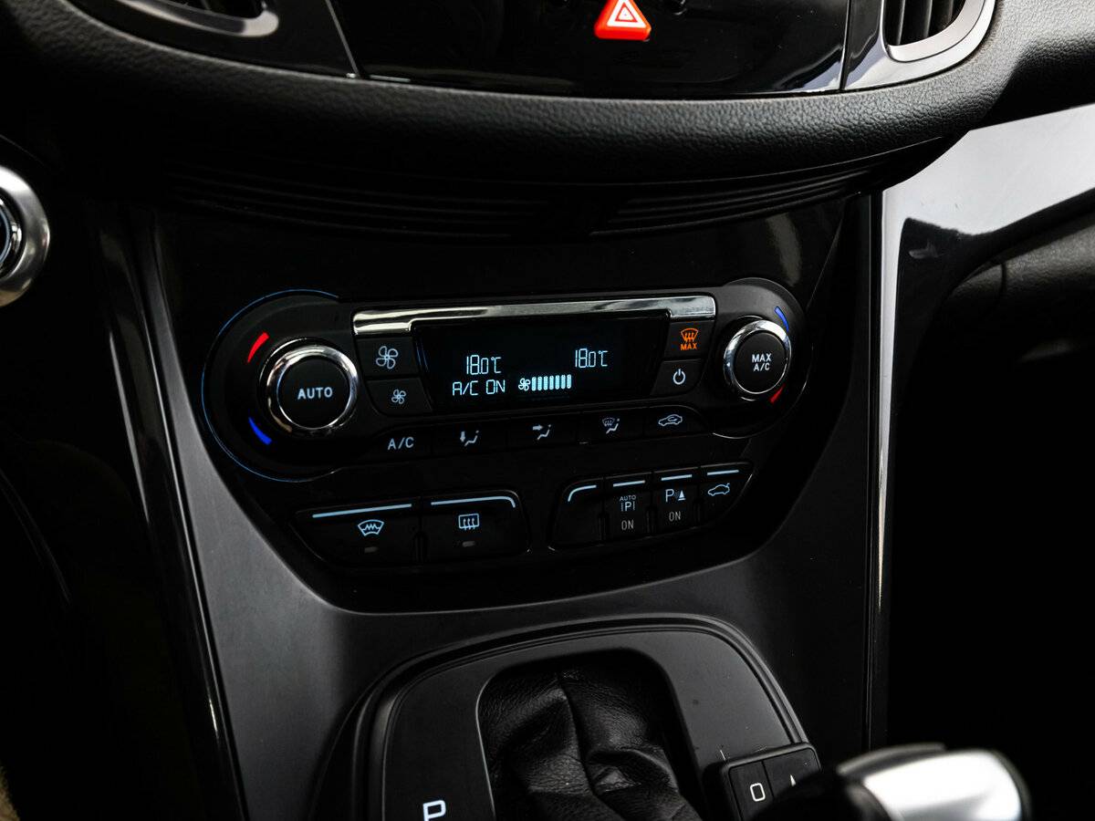 Ford Kuga II, 2013 - Фото №10