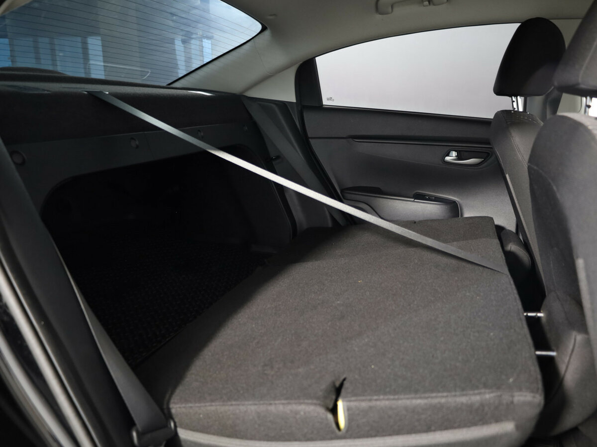 Kia Rio IV, 2017 - Фото №14