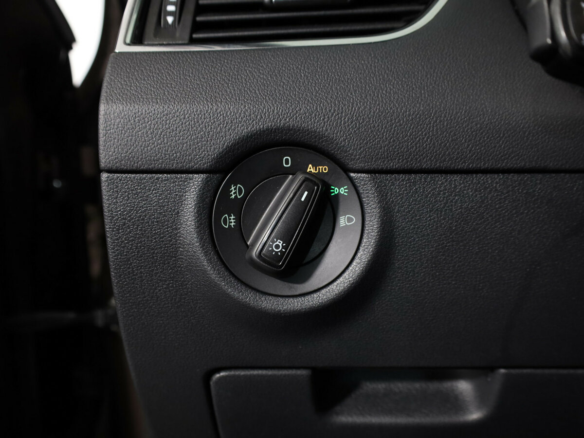 Skoda Octavia III (A7) Рестайлинг, 2017 - Фото №21