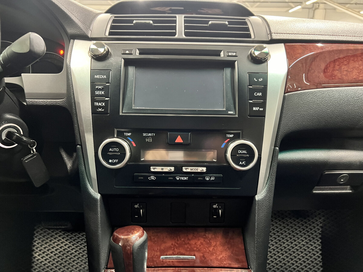 Toyota Camry VII (XV50), 2013 - Фото №14