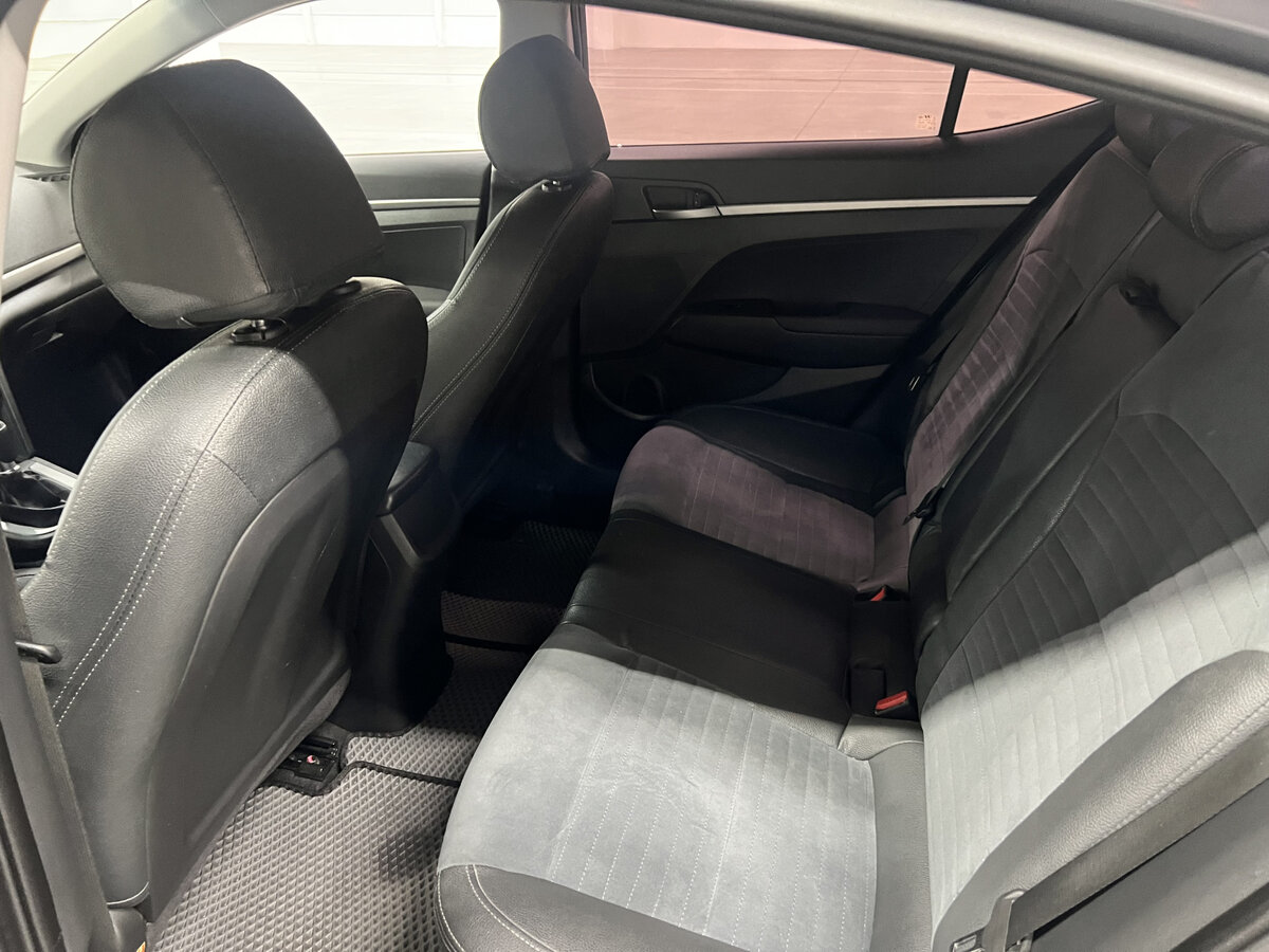 Hyundai Elantra VI (AD), 2016 - Фото №11