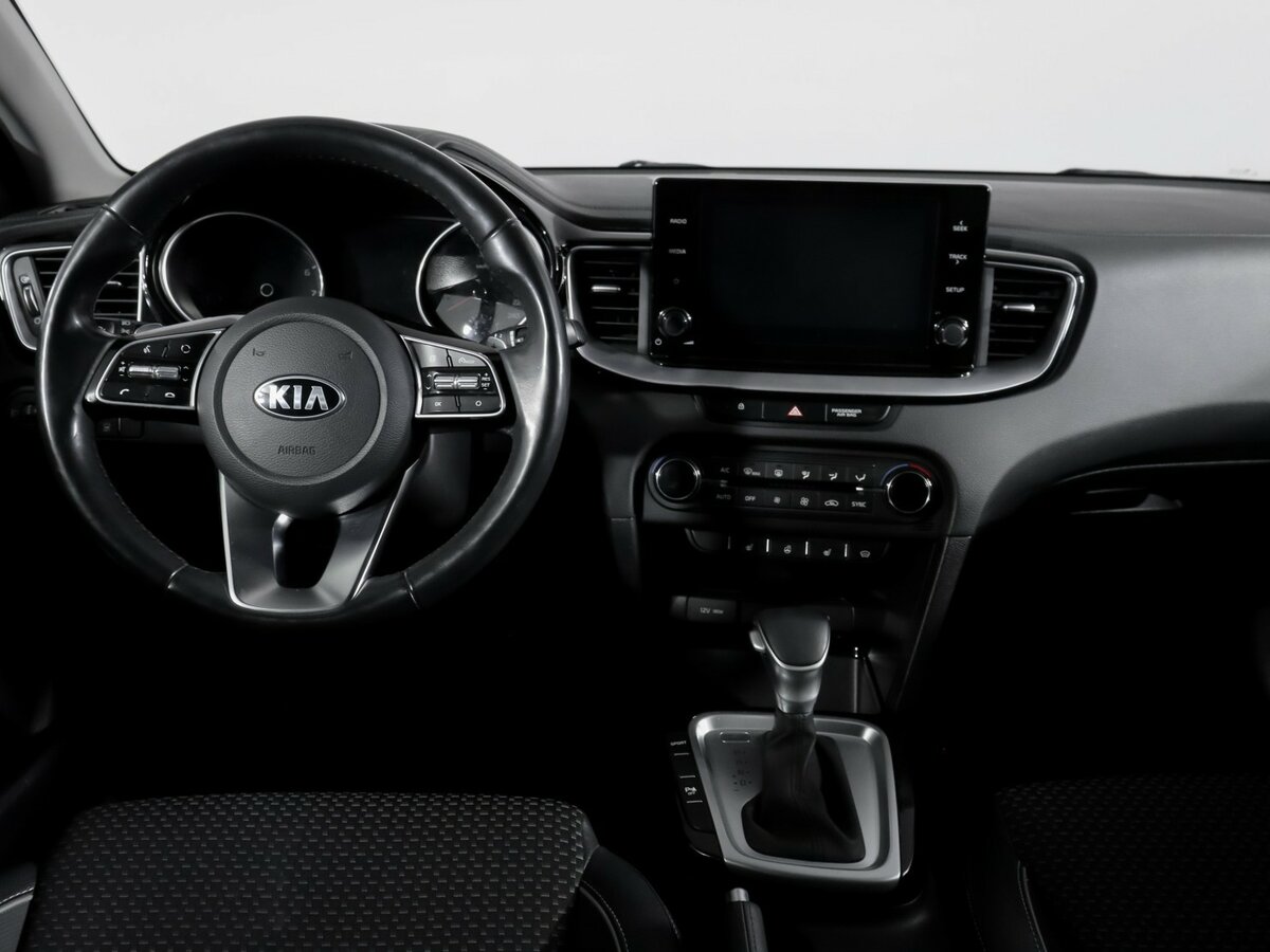 Kia Ceed III, 2020 - Фото №9